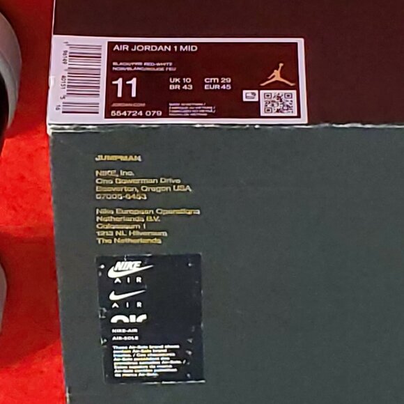 Nike Air Jordan 1 Men's Mid Size 11 Gorgeous BRED Black, Fire Red & White MINT! - Picture 12 of 12